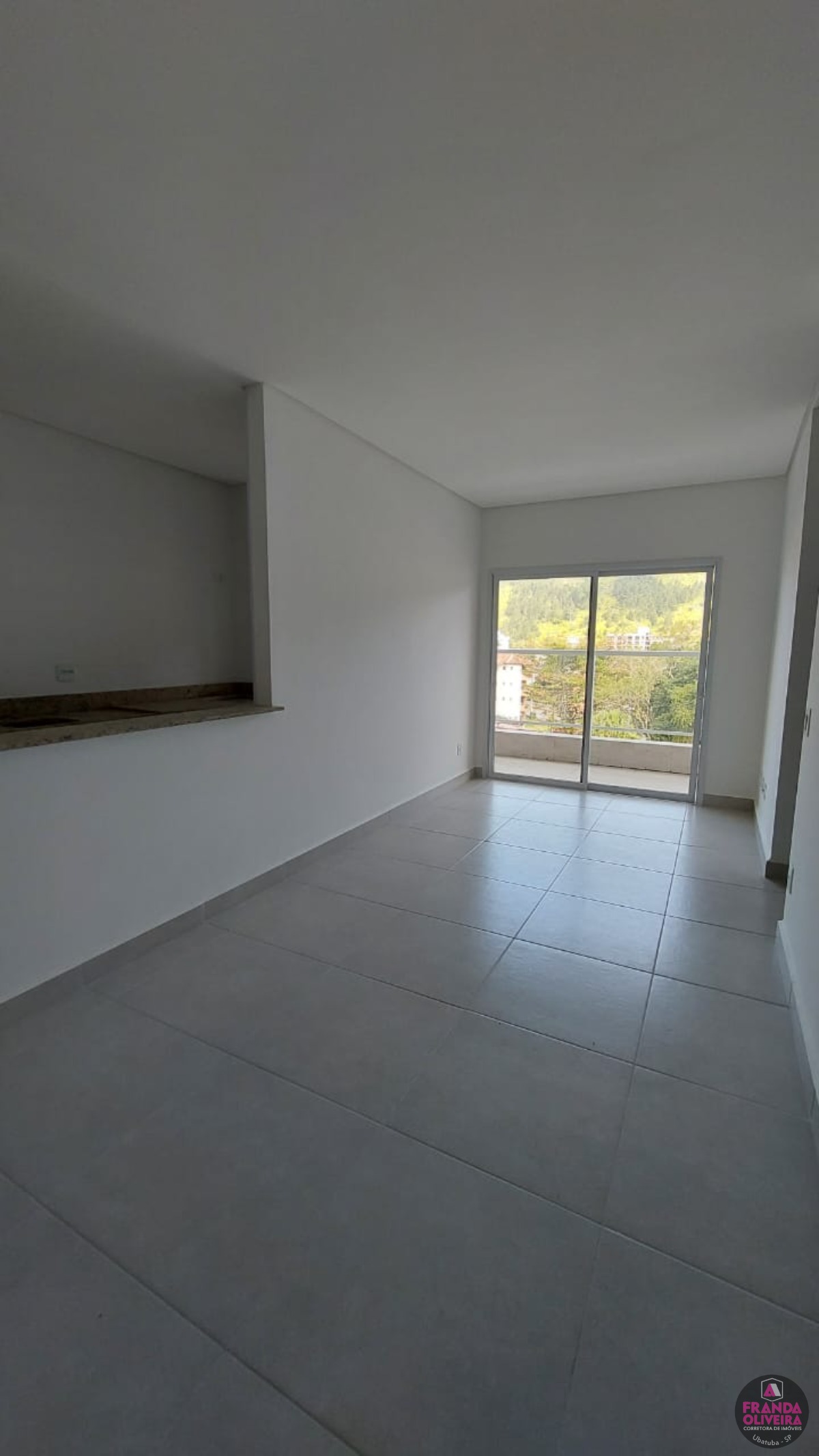 Apartamento à venda com 2 quartos, 62m² - Foto 2