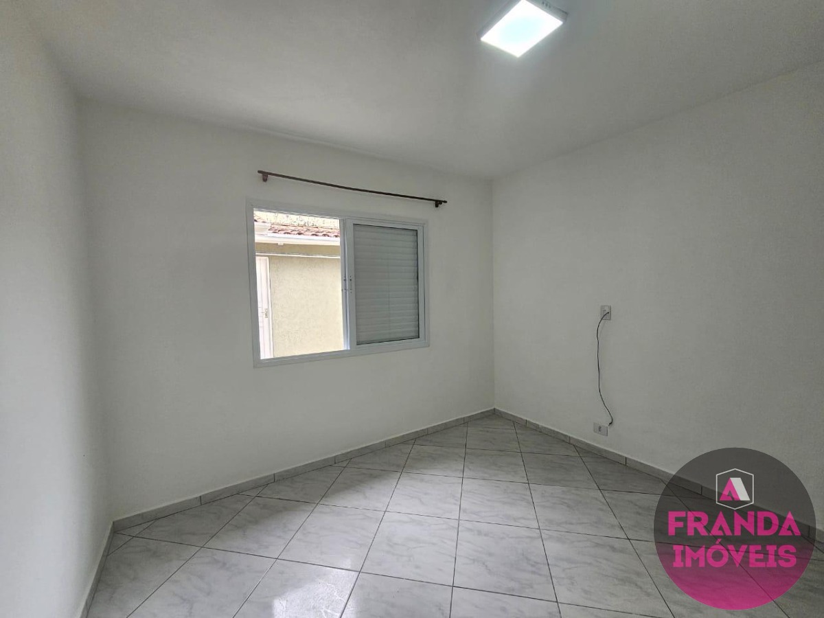 Casa à venda e aluguel com 3 quartos, 185m² - Foto 29