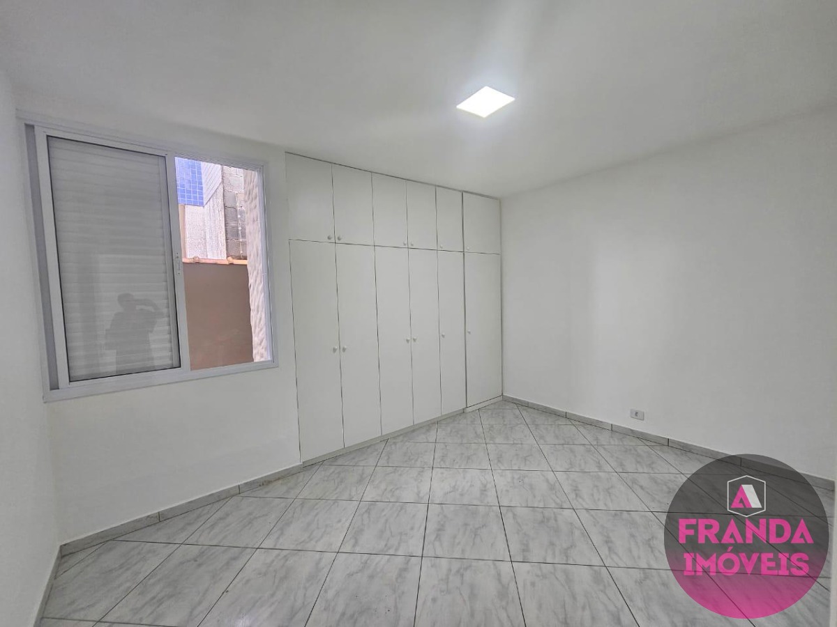 Casa à venda e aluguel com 3 quartos, 185m² - Foto 27