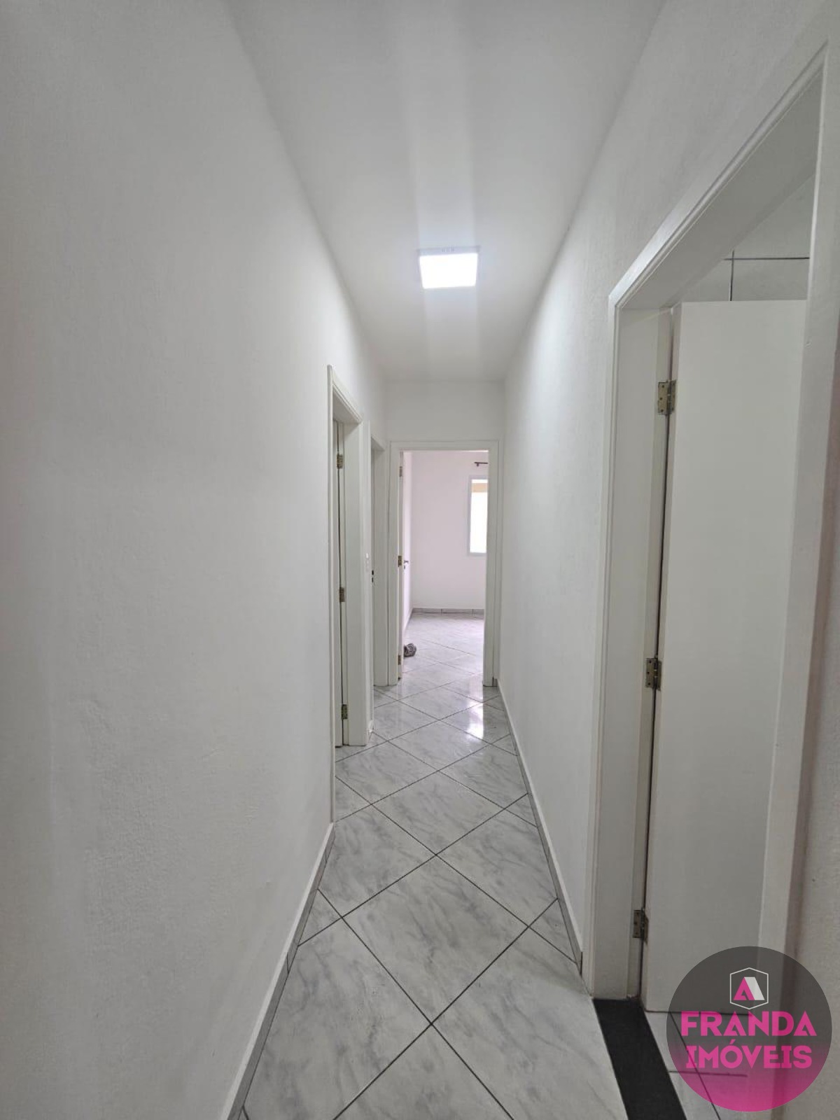 Casa à venda e aluguel com 3 quartos, 185m² - Foto 26