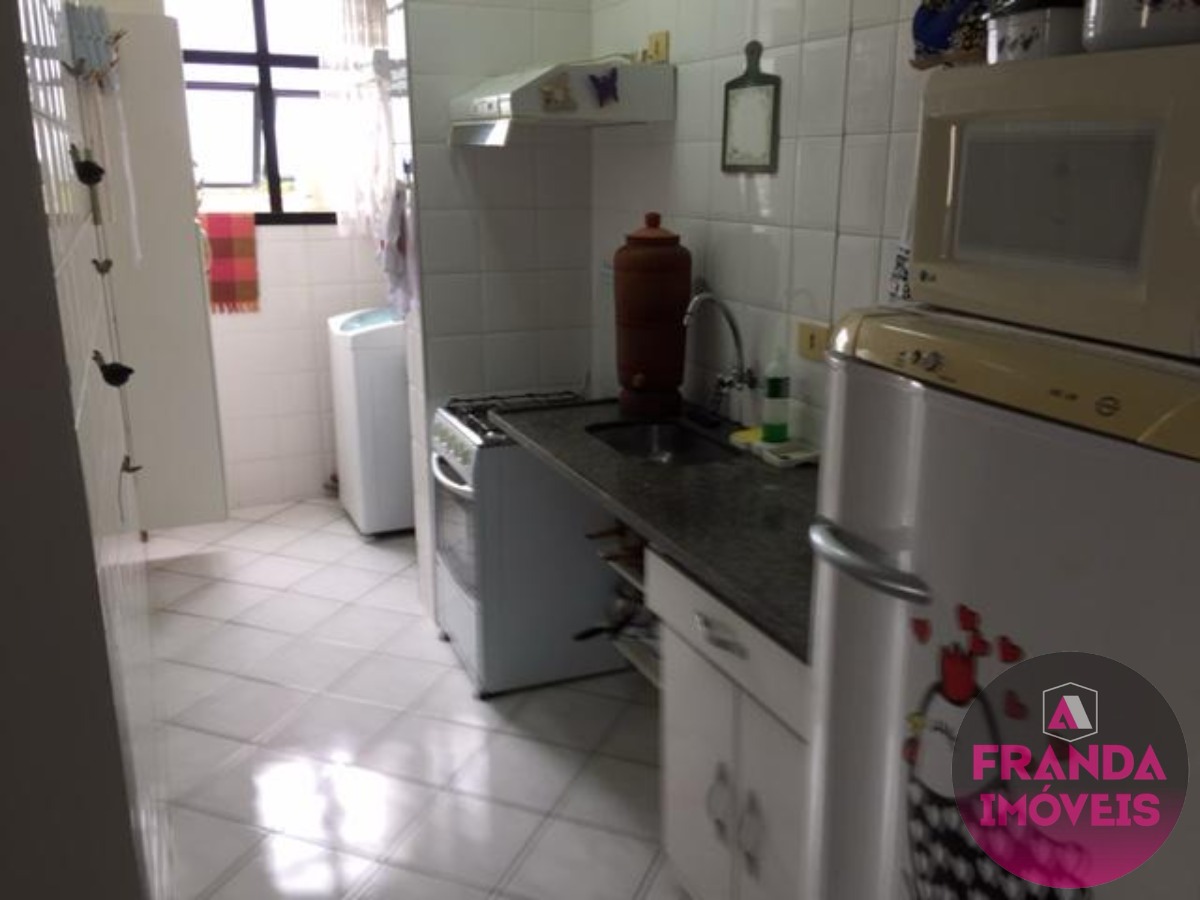 Apartamento à venda com 2 quartos, 55m² - Foto 11