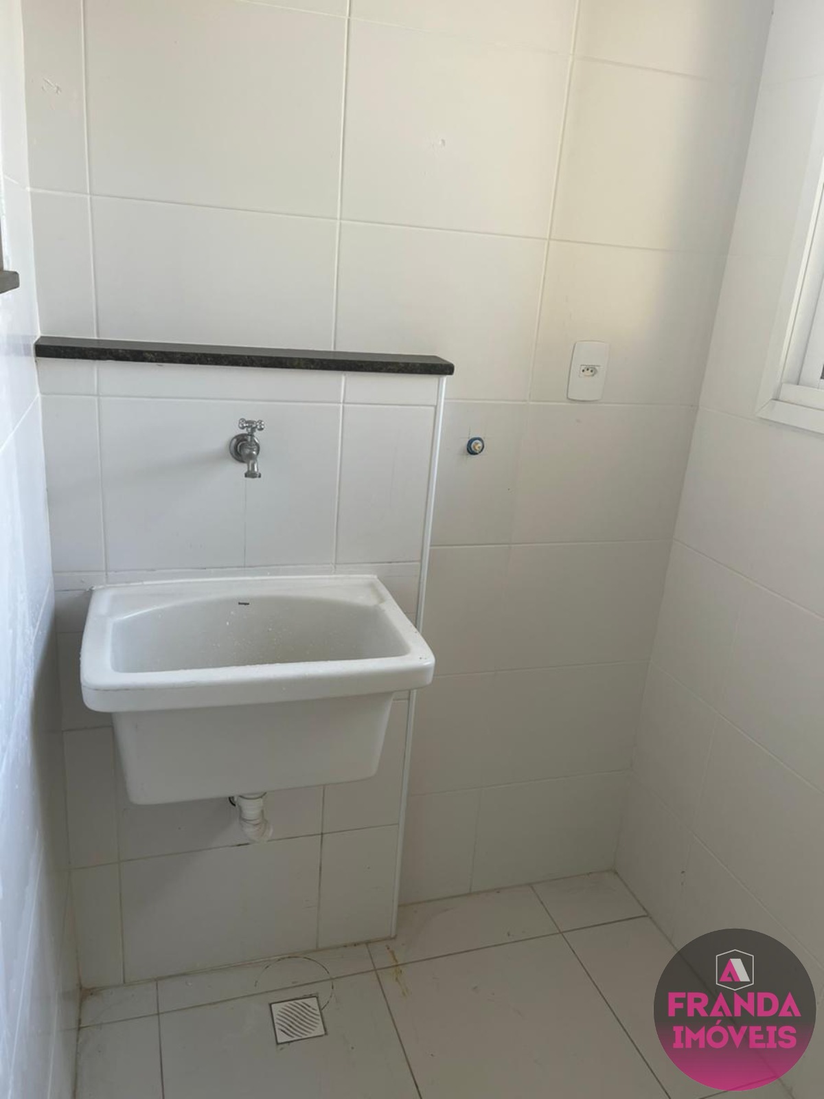 Apartamento para alugar com 2 quartos, 60m² - Foto 9