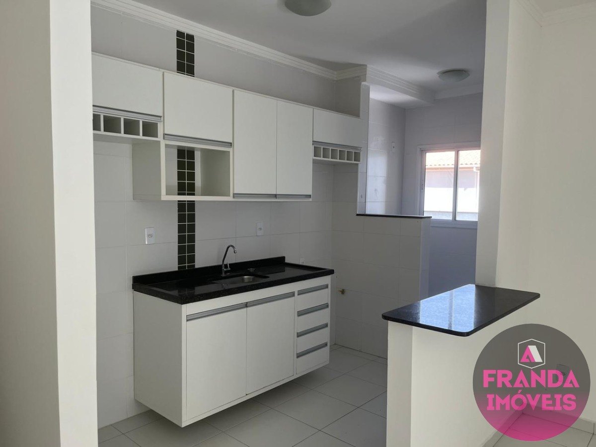 Apartamento para alugar com 2 quartos, 60m² - Foto 10