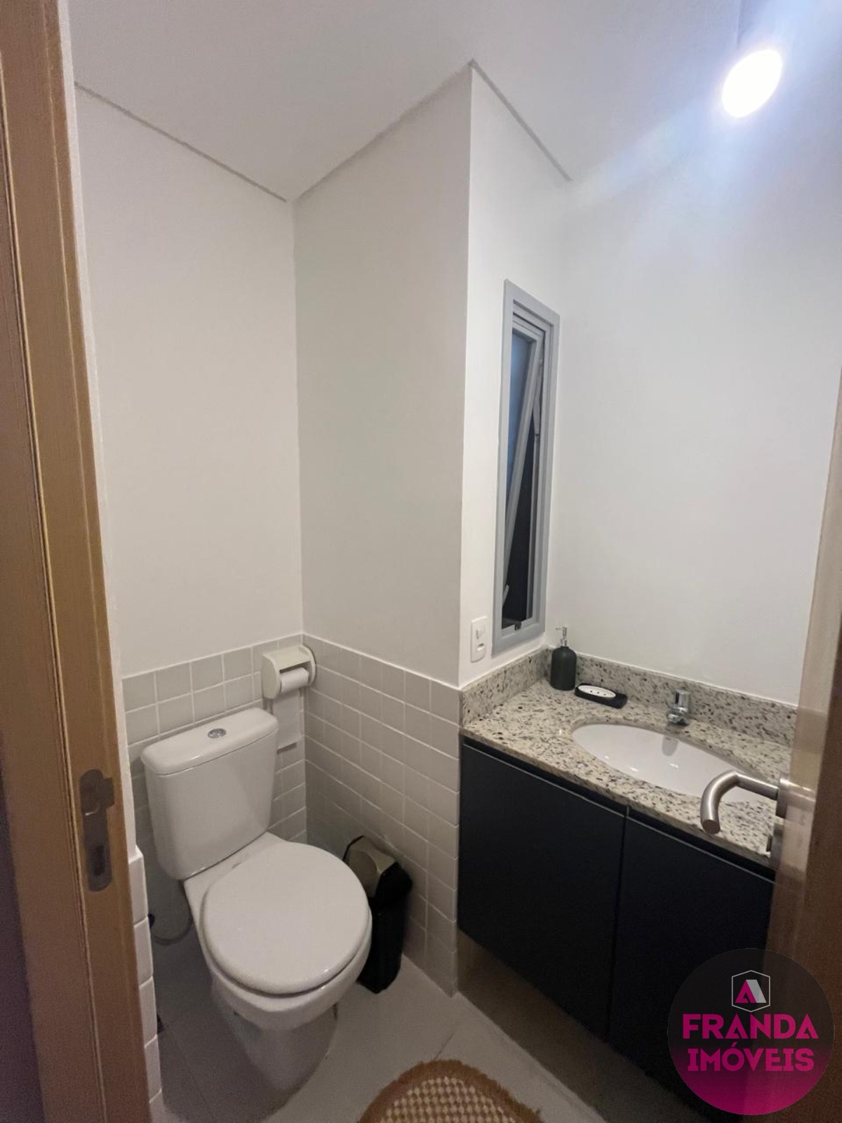 Apartamento à venda com 2 quartos, 62m² - Foto 13