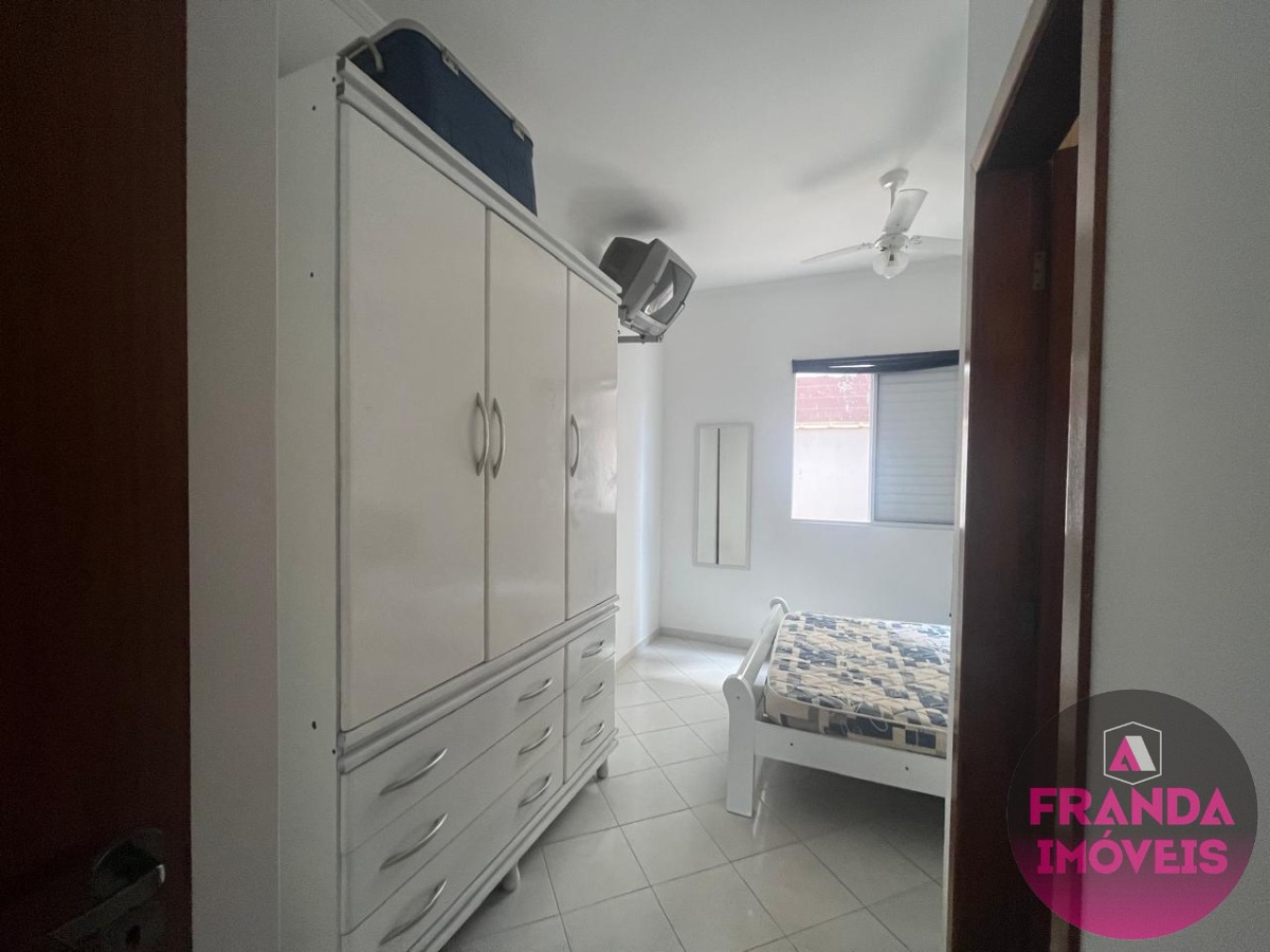 Apartamento à venda com 2 quartos, 60m² - Foto 2