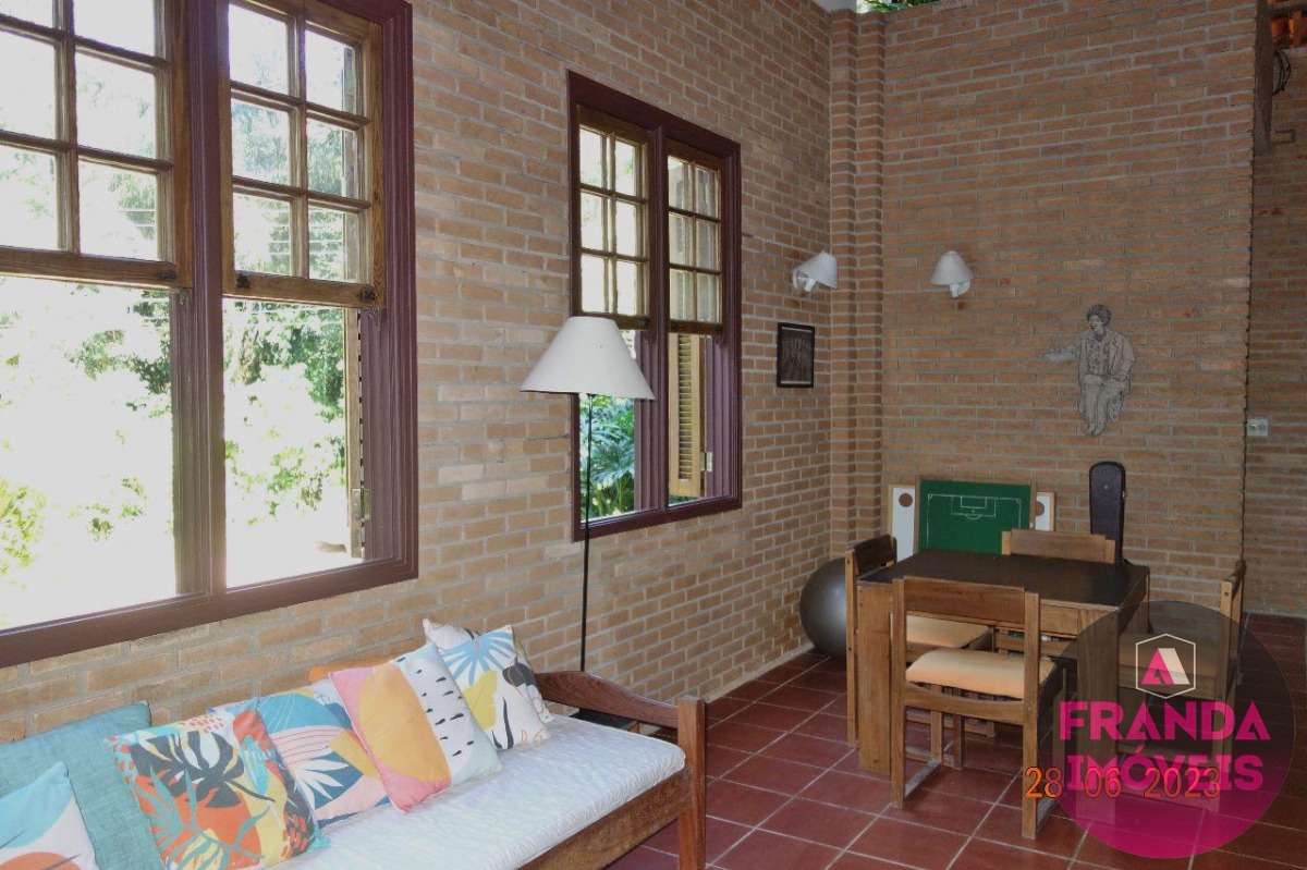 Casa de Condomínio à venda com 4 quartos, 320m² - Foto 11