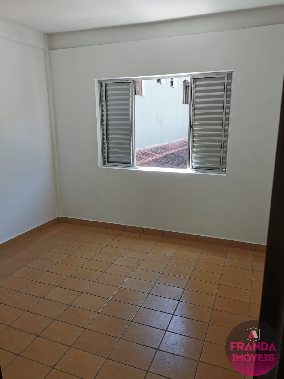 Apartamento para alugar com 2 quartos, 55m² - Foto 10