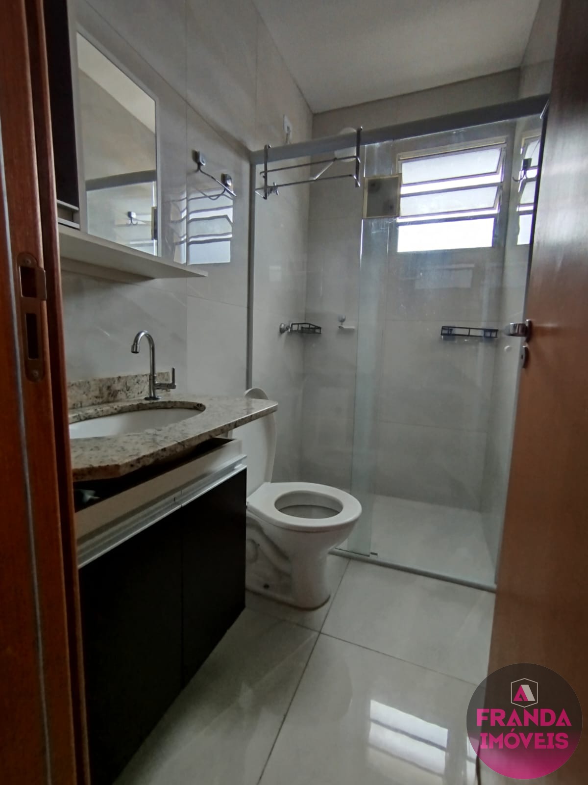 Apartamento à venda com 2 quartos, 50m² - Foto 2