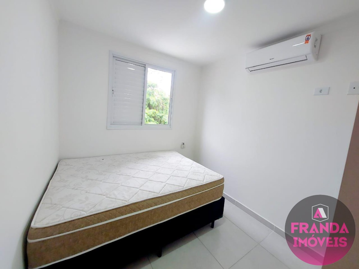 Apartamento à venda com 2 quartos, 55m² - Foto 11