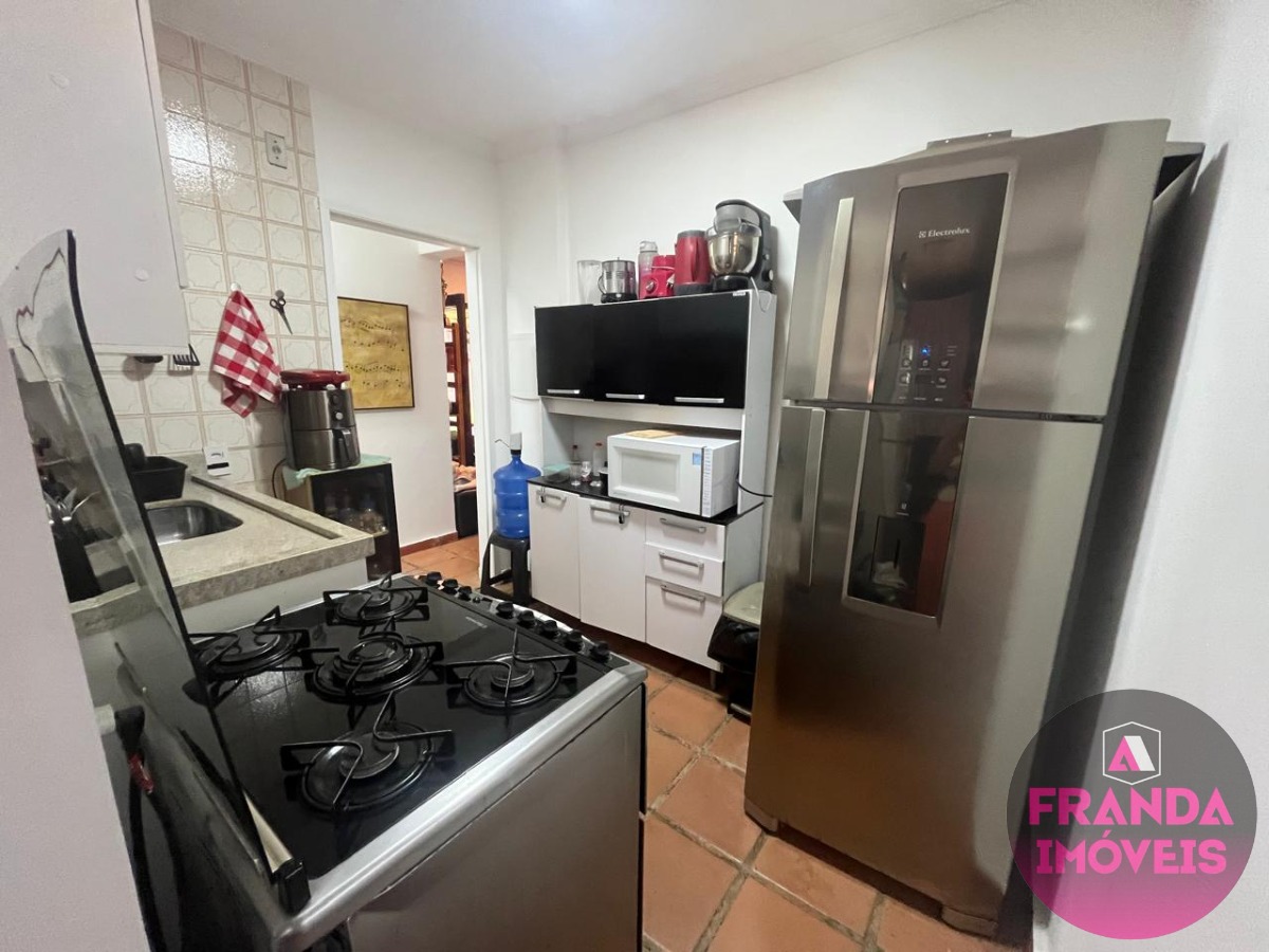 Apartamento à venda com 2 quartos, 81m² - Foto 8