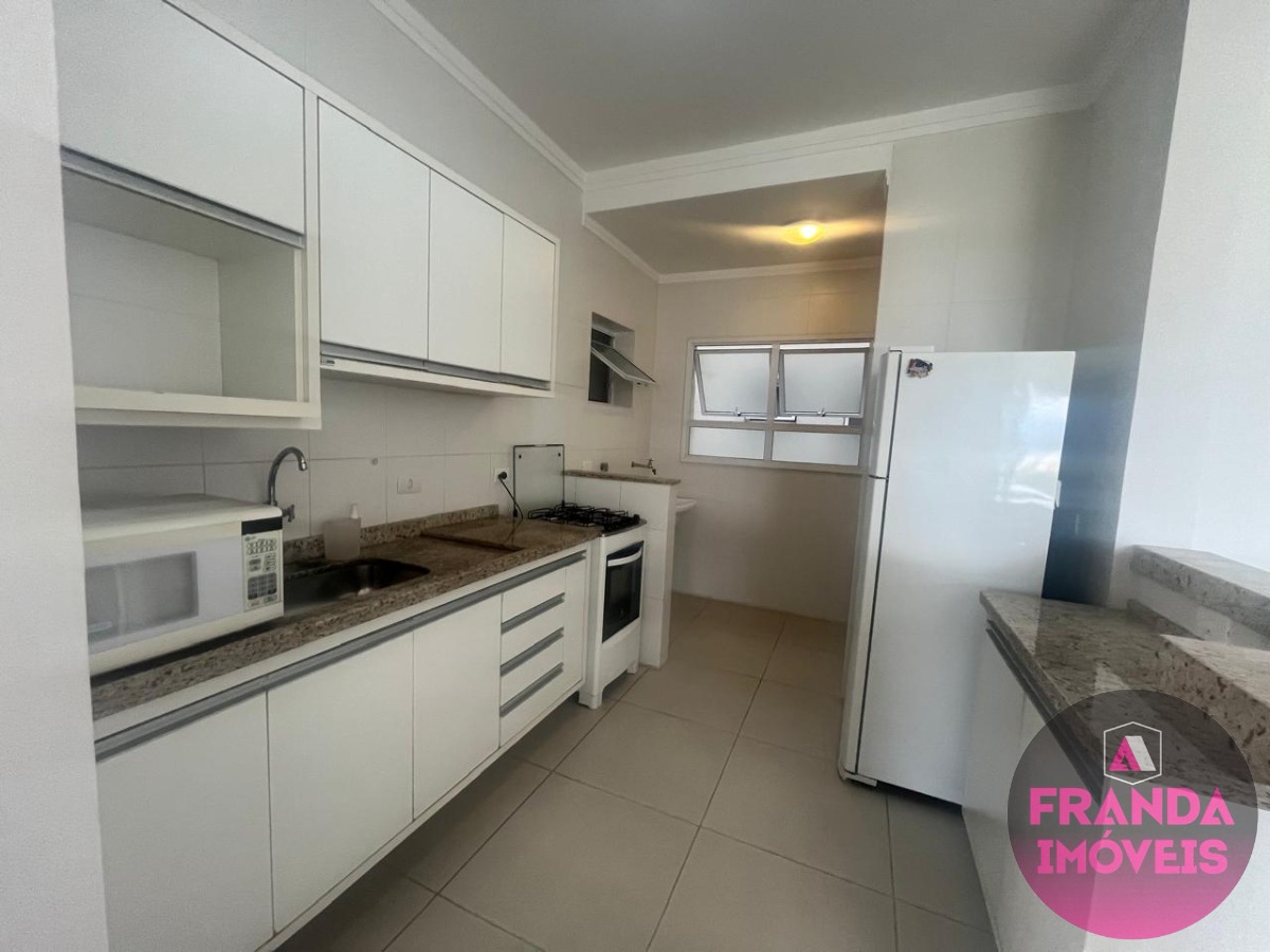 Apartamento para alugar com 2 quartos, 60m² - Foto 2